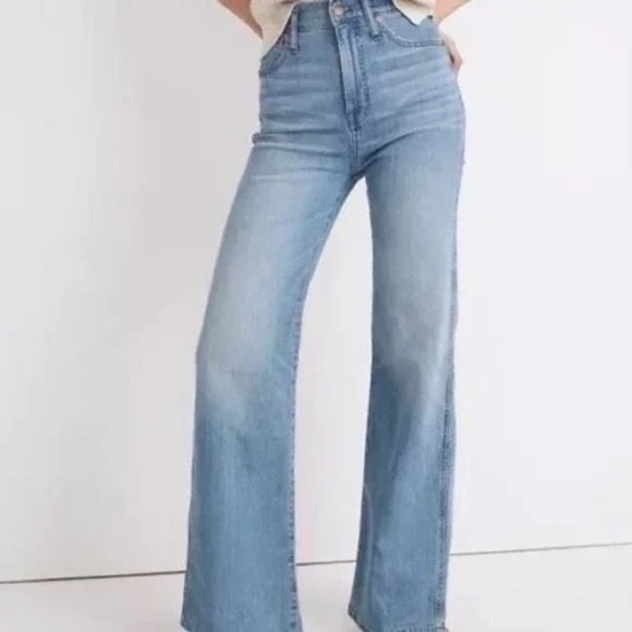 Madewell 11" High Rise Flare Jeans Size 24 - Picture 3 of 10